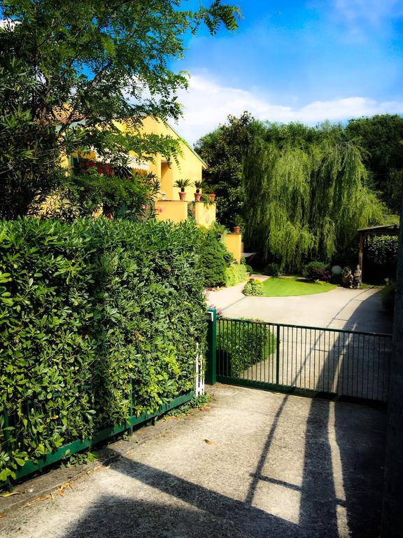 Le Pinette Bed & Breakfast Ameglia Exterior photo